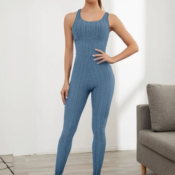 Jumpsuit Sport backless - Picture 6 of 9